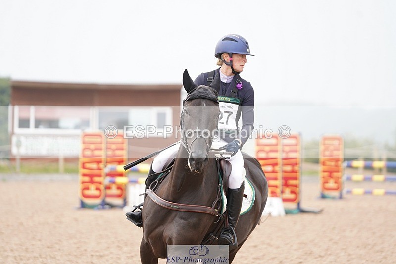 240901A-123802-07533 - 327-Caroline.Harris-THE.HONOURABLE.FOX