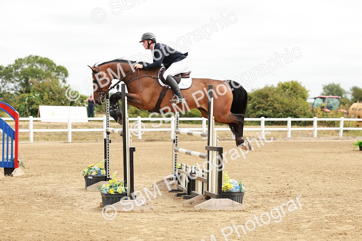 SBM_017335 - Class 21 - Senior Newcomers Championship 2d Rd