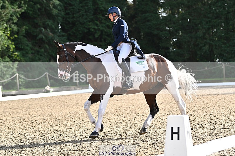 241023-145224-00631 - 004-Claire.Deuten-FOXRIDGE.HIGH.JINX