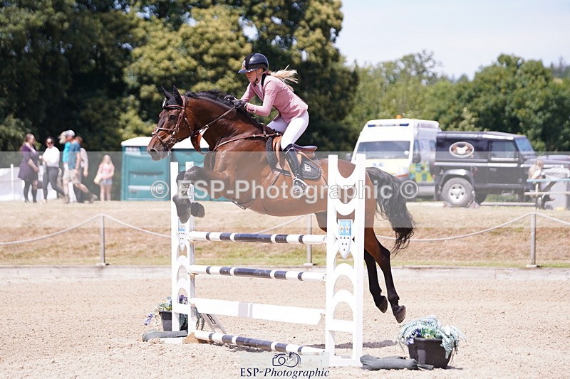 250704A-135718-11514 - Cls 22 Snr 1.15m Members Cup