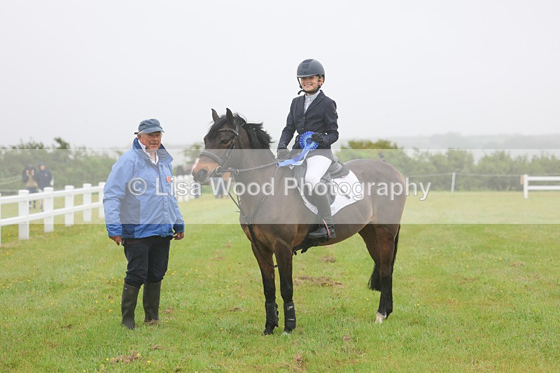 3E7A5633 - Class 2: Junior 60cm