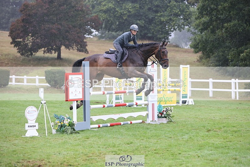 250830A-135559-06835 - Cls 16 Snr Newcomers and 1.10m Open