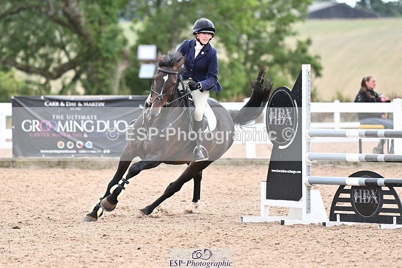 250820B-125951-00669 - Cls 4 Newcomers and 1.10m Open