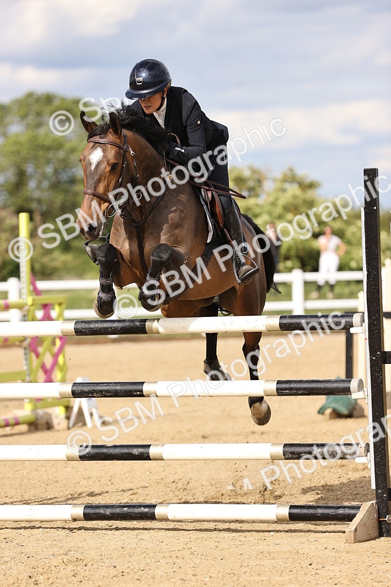 SBM_003875 - Class 13 - Senior Foxhunter - 1.20m