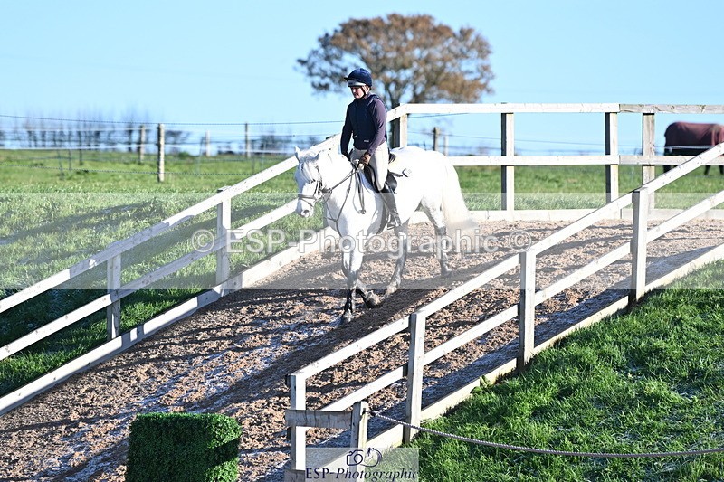 231125A-104839-00173 - 70cm