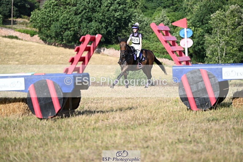 250803A-172812-18436 - R-811-Jasmine.Sleeman-TIGHTEN.UP