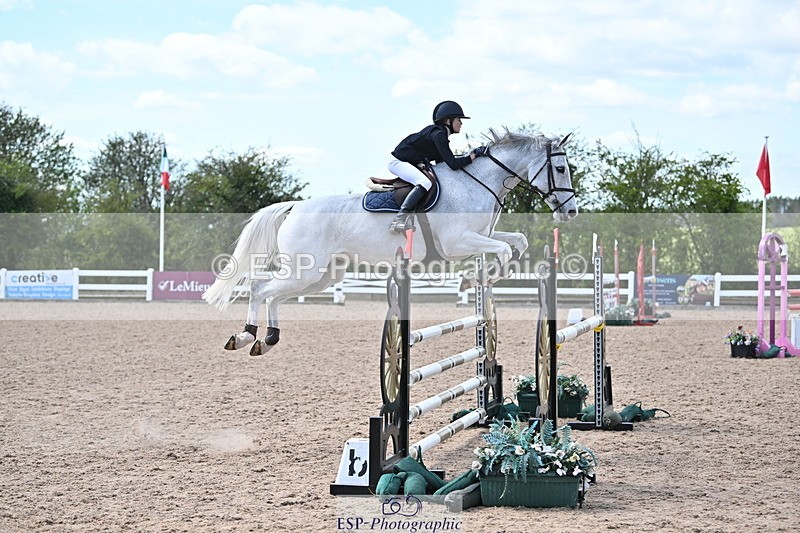 240418A-134818-03600 - Cls 13, 1 Star Bronze Tour 1.10m