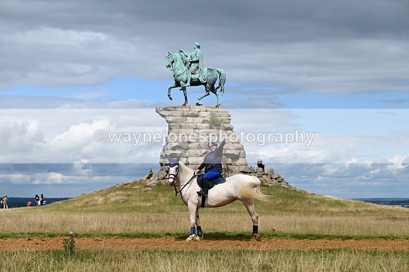 DSC_8958 - Time at Statue 14:33 to 15:10