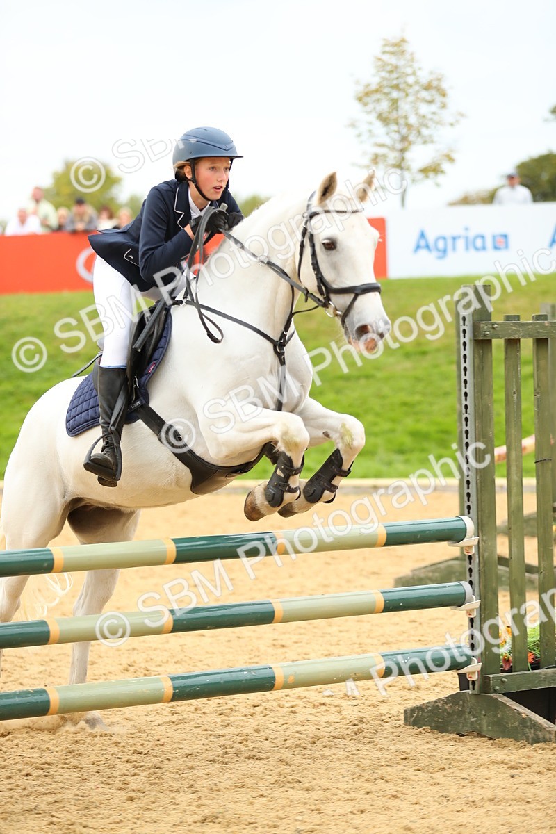 SBM_75971 - J19 - Junior 90cm Supreme Championship