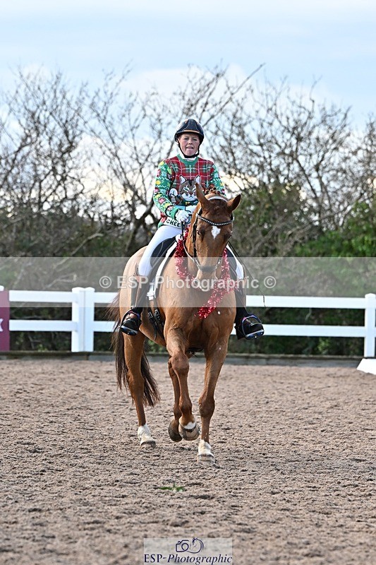 241214-150345-03075 - 137-Tyler.Bradshaw-Gijsbert