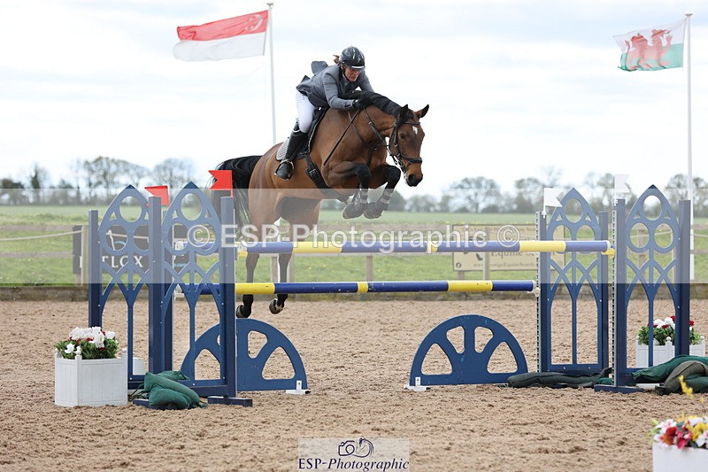 240419A-125841-07552 - Cls 6, 2 Star Medium Tour 1.35m