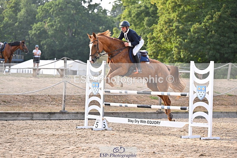 250817A-173558-05249 - Cls 24 Snr Foxhunter