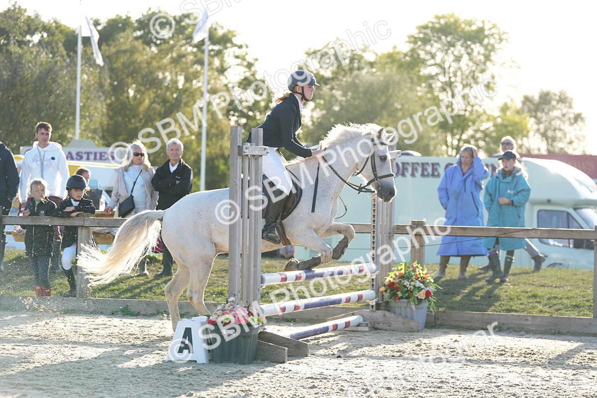 SBM_53957 - J8 - Junior Pony 65cm Championship