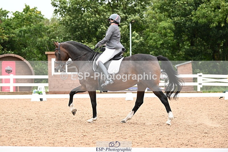 240815A-140855-01956 - 295-Zara.Bassett-Croon.Gravin
