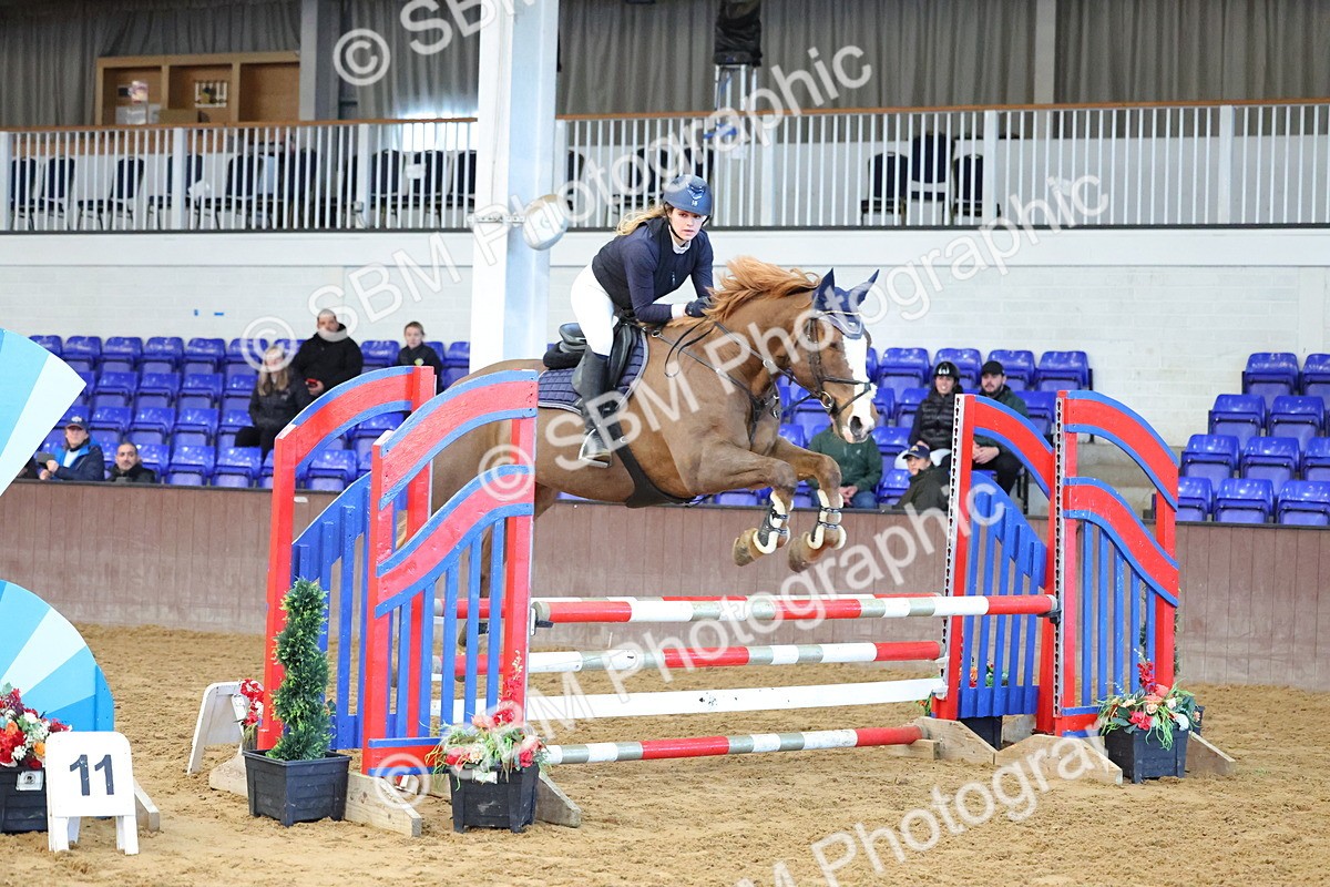 SBM_005302 - Class 22 - Bliss of London Novice Winter Championship Qualifier 90cm
