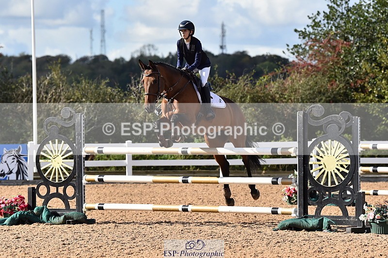 231014A-141528-05256 - Cls 15 1.05m Amateur Q 2nd R