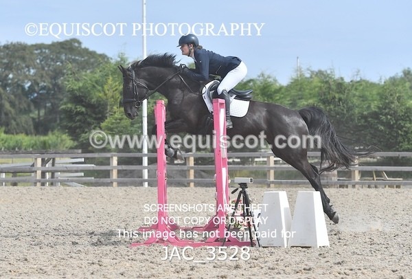 JAC_3528 - CLASS 3 Senior British Novice/ 90cm Open