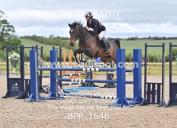BPP_1646 - FRI CLASS 4 Senior Newcomers/ 1.10m Open