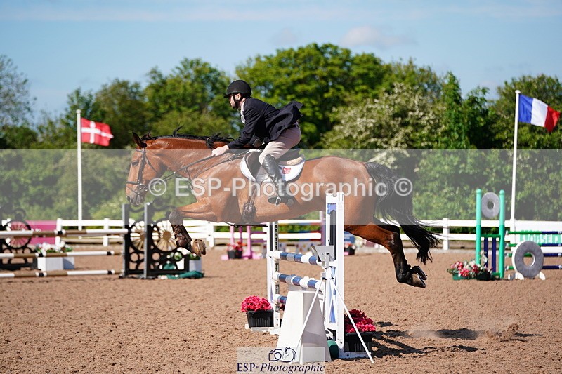 240525A-090632-04993 - Cls 13 Snr 1.05m and 1.10m