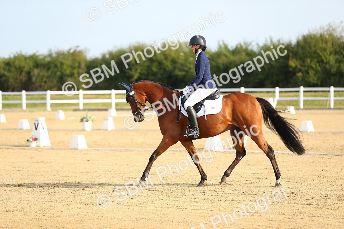 SBM_014956 - Class 13 - Novice 23 - 8,30-9.33