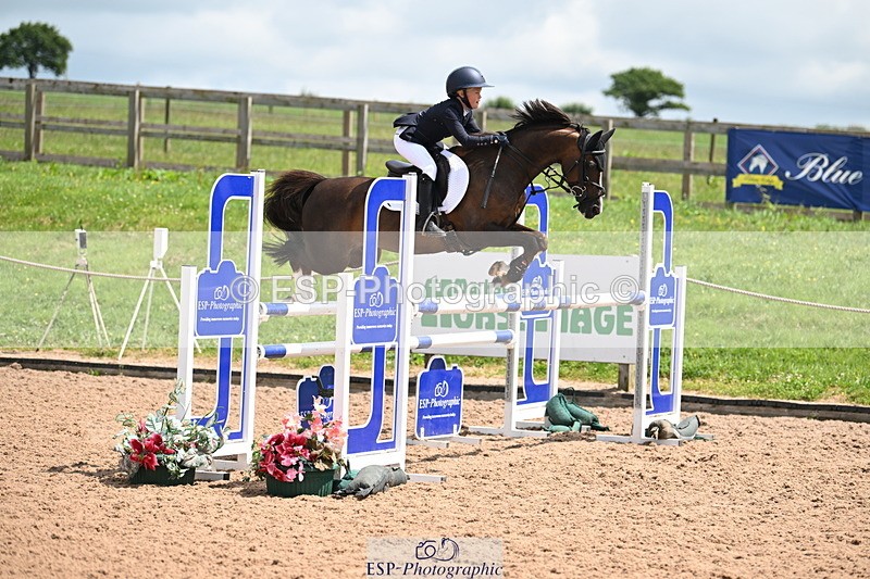 240630A-121832-12329 - Cls 24 Hoys 128cm Jump Off and Presentations