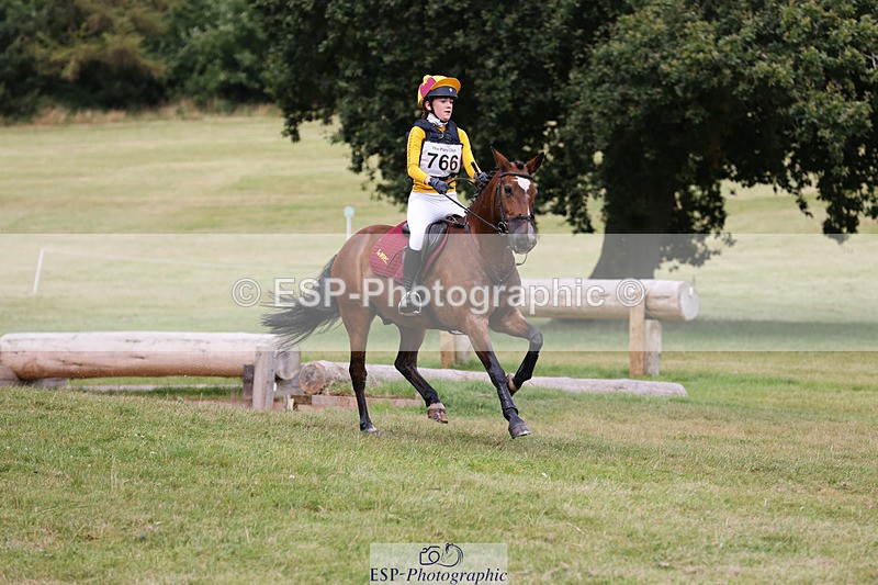 240825X-153810-36320 - 80cm XC 15.30 to 16.30