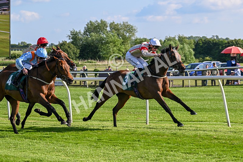 100625-Race 2-Right And Exact-6609 - Race 2