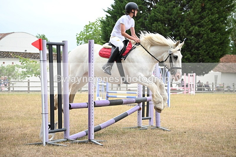 WJ6_0727 - Class 14 Intermediate Jumping 75cm
