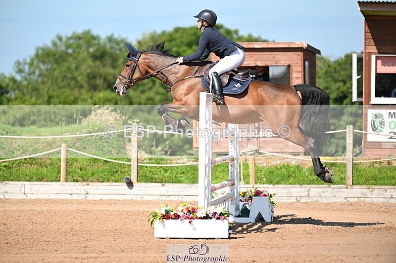 240718A-102308-04488 - Cls 1, 3 Star Small Tour 1.35m