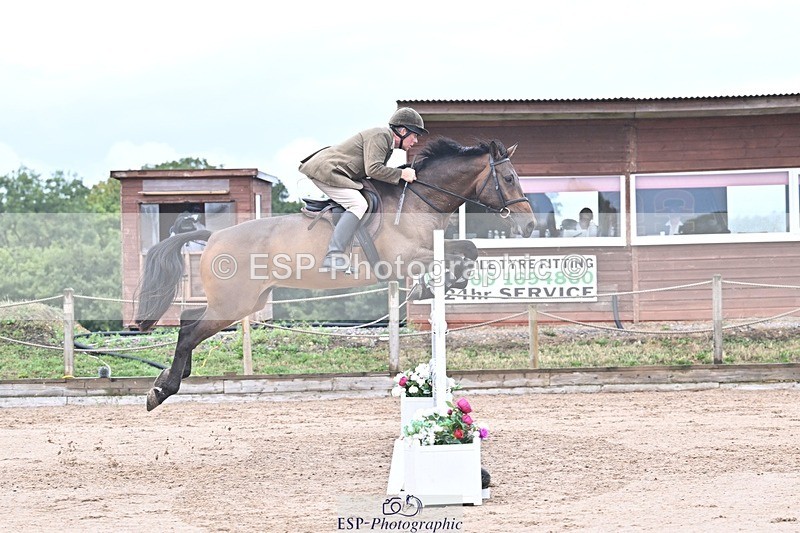 250731-101535-00329 - Cls 02 Snr Fox 1st Rnd