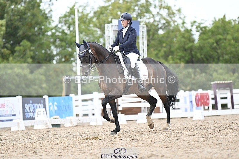 250907-160141-10379 - 110-Chelsea.DonovanFrankie.zenturio