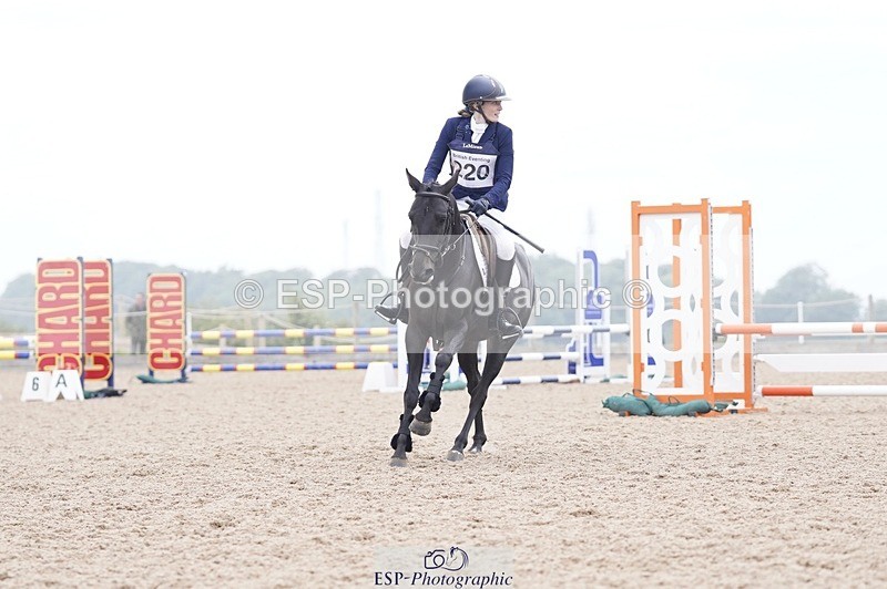 240831A-134514-03433 - 220-Xanthe.Baylis-TULLIBARDS.HERSELF