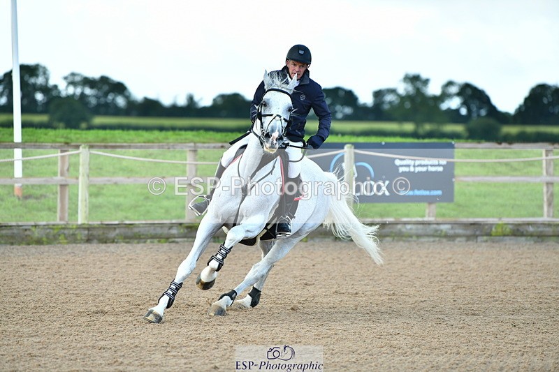 230723A-094829-10661 - Cls 4, 2 Star Small 1.30m