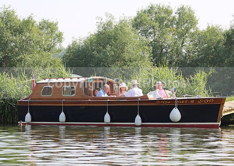 130706 MOET III WT7A2339 - HENLEY ROYAL REGATTA - Saturday 6th July 2013