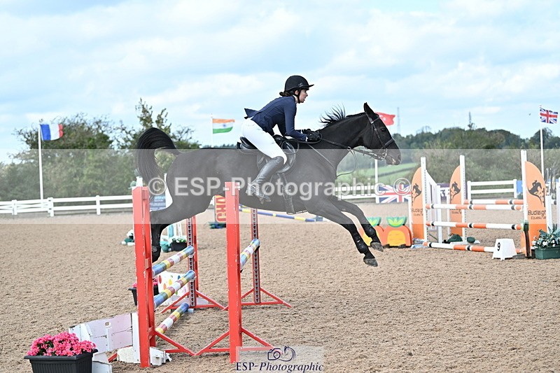 241005A-111924-03282 - SAT Cls 17 95cm Amateur Quali