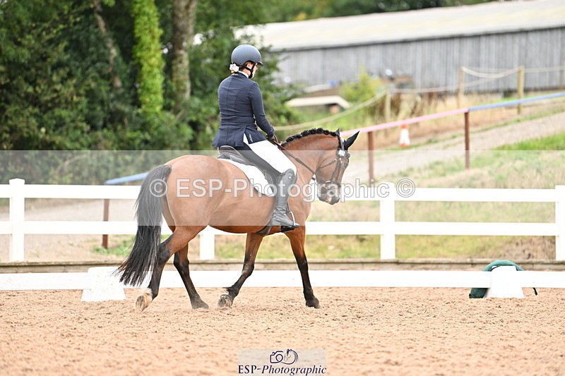 240817A-151307-10027 - 126-Emma.Chamberlain-Fleethouse.Lady.Kate