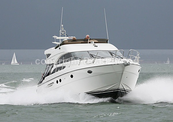 120714 PRINCESS 50 WT7A5159 - Flybridge Cruisers