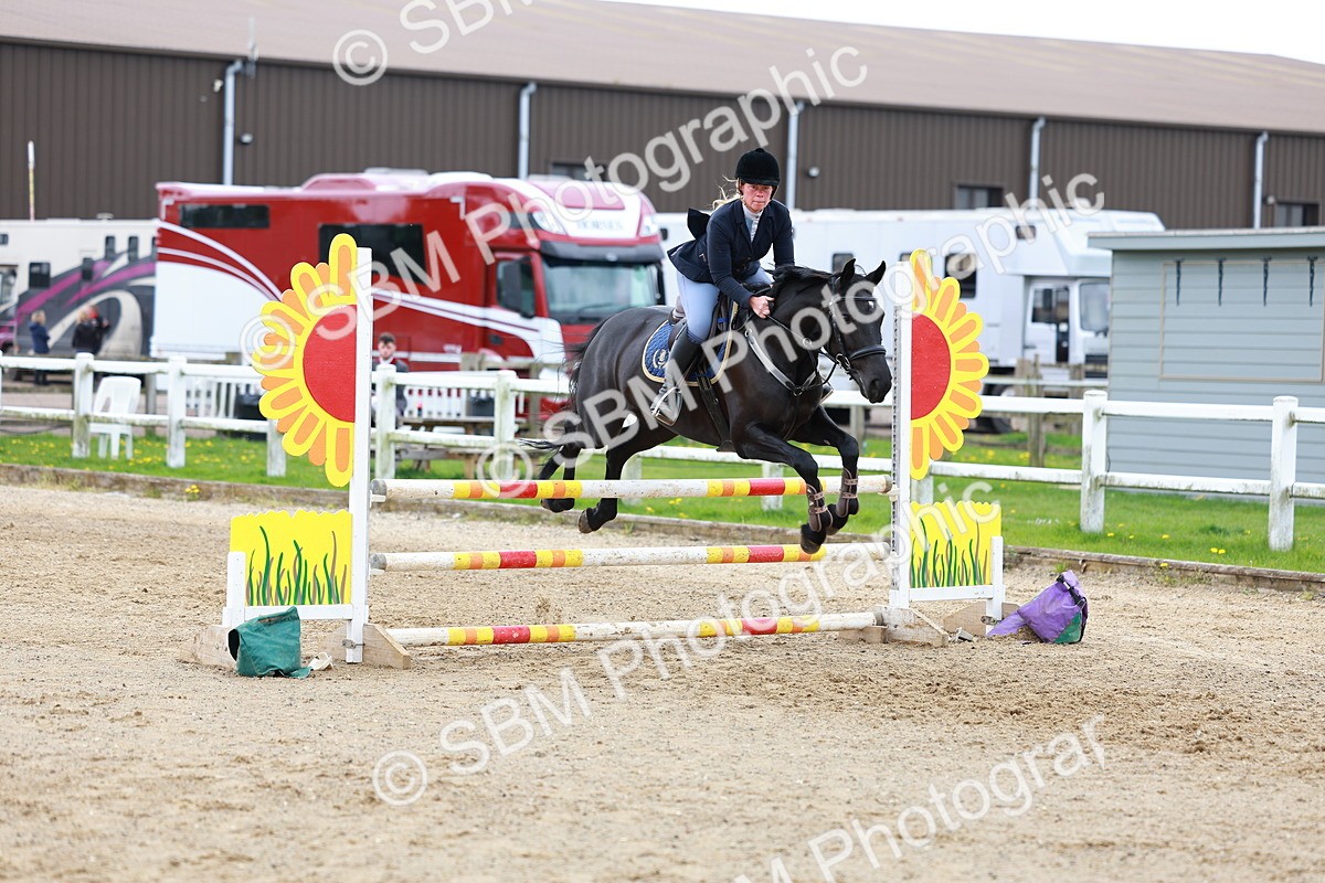 SBM_002006 - class 8 - Senior British Novice - 90cm