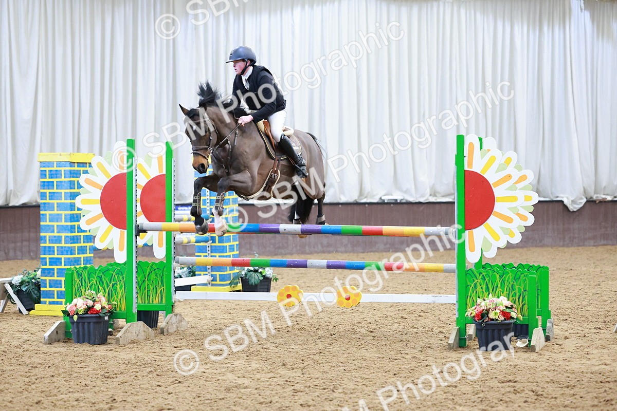 SBM_003744 - Class 11 - Senior Newcomers/ 1.10m Open