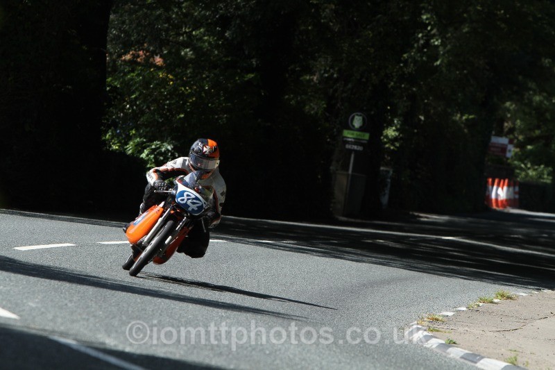 Jon Munns - Okells 350cc Classic TT