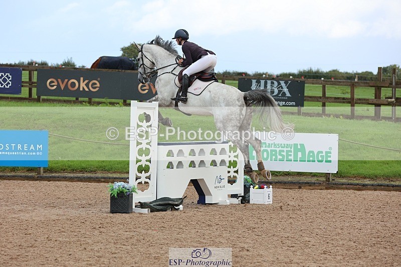 250911-120029-01302 - Cls 3 Snr Foxhunter