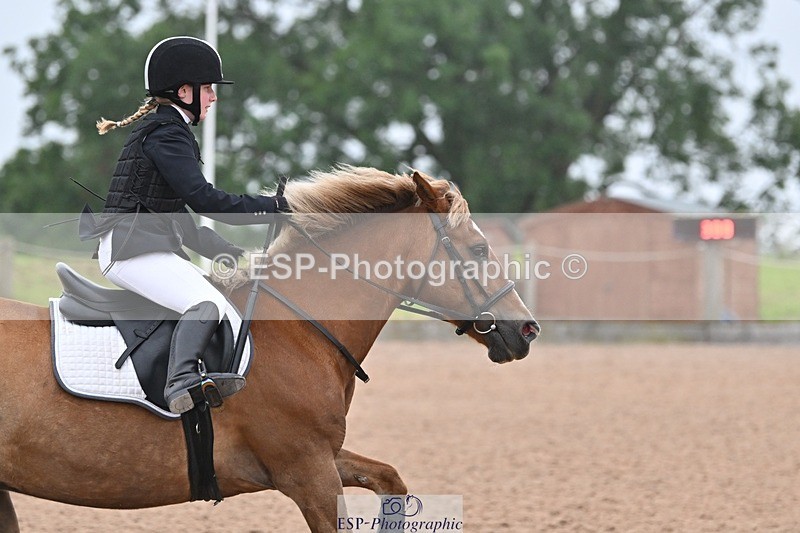 240813-185916-00824 - Classes 5 A&B & 6 80cm