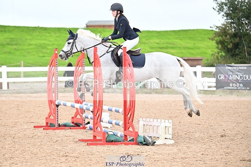 250920-110752-00387 - Cls 22+23 Club and Schools 70cm