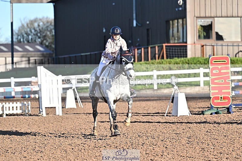 251203-102028-00117 - Cls 1 British Novice and 90cm Open