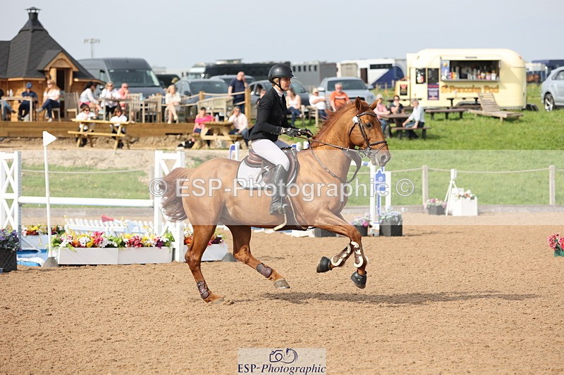 240511A-164525-15000 - Cls 38 National 1.40m Open