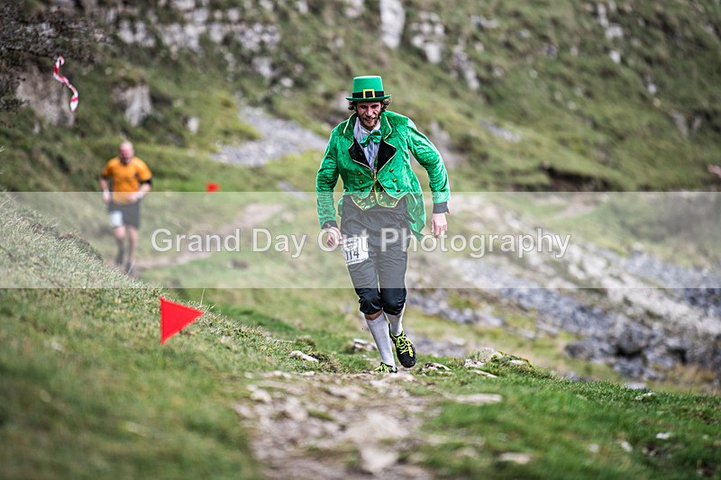 Litton-360 - Litton Christmas Cracker Fell Race (Limestone Series) Sunday 14th December 2025