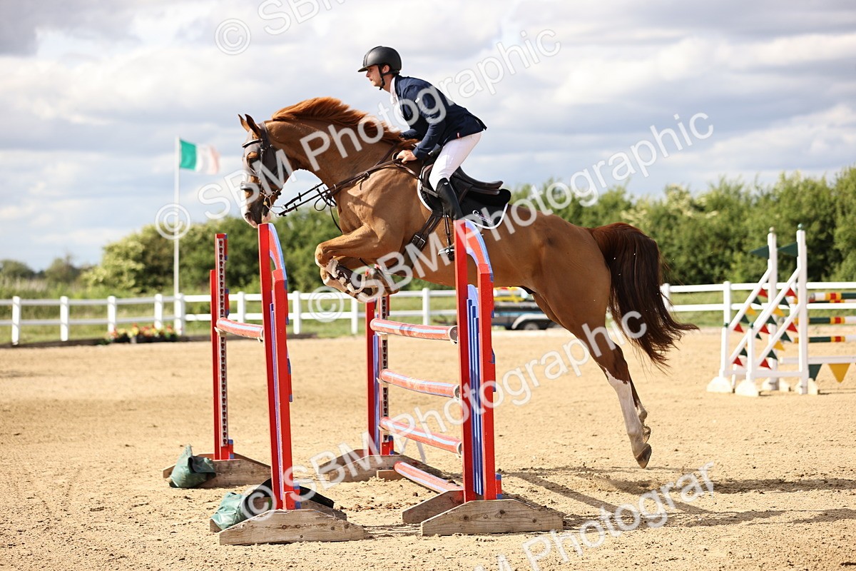 SBM_003699 - Class 13 - Senior Foxhunter - 1.20m