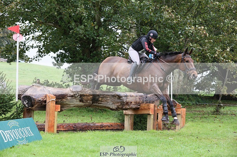 231021-103712-13995 - 634-PEMBROKE.MASTER.PIECE-Joanna.Dunn-SC+XC