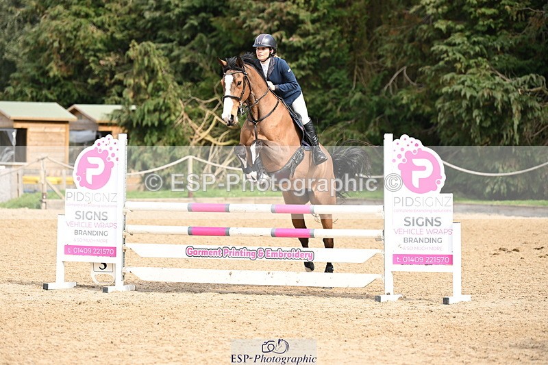 250322A-121349-02570 - Cls 19 Snr Disc & 1.00m Open