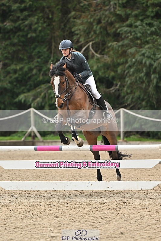 250321A-135330-01043 - Cls 5 British Novice and 90cm Open